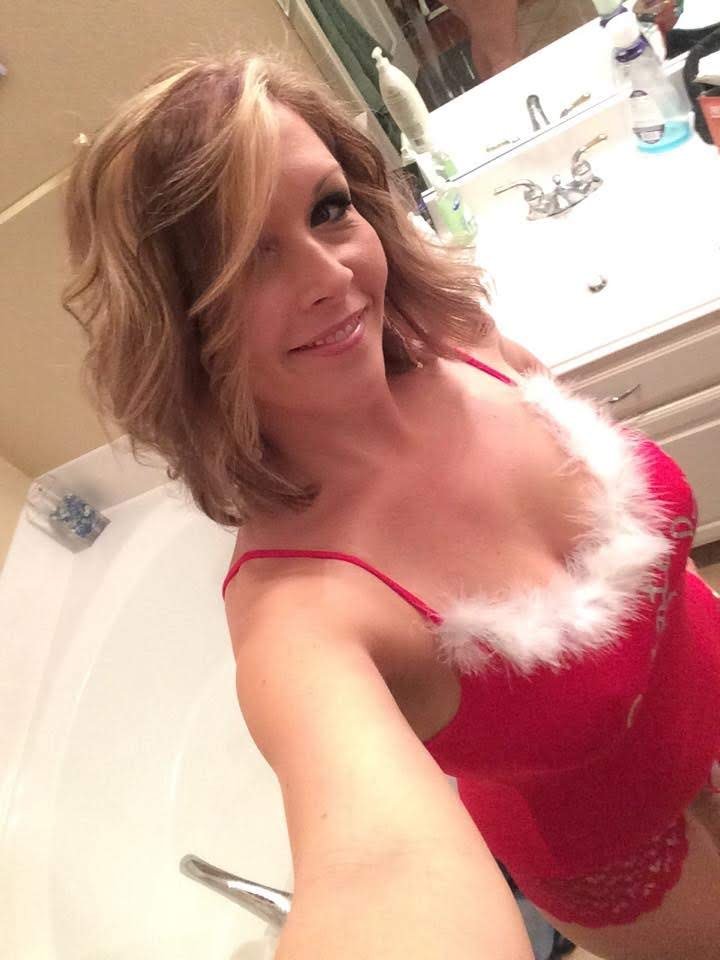 Meet Karen - she loves facials #5rPhOrGx