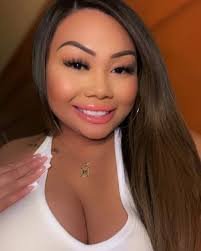 23 Filipina Escort that I have fuck in the past sexy bust body she has good at head and good pussy #ZD7cZGcE