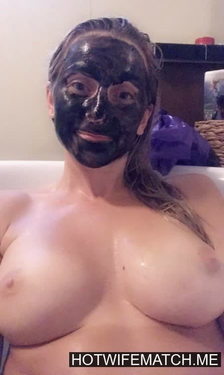 Fiancées Holes Wrecked by Strangers as Cuck Films - She Loves It! #WuEpvCtr