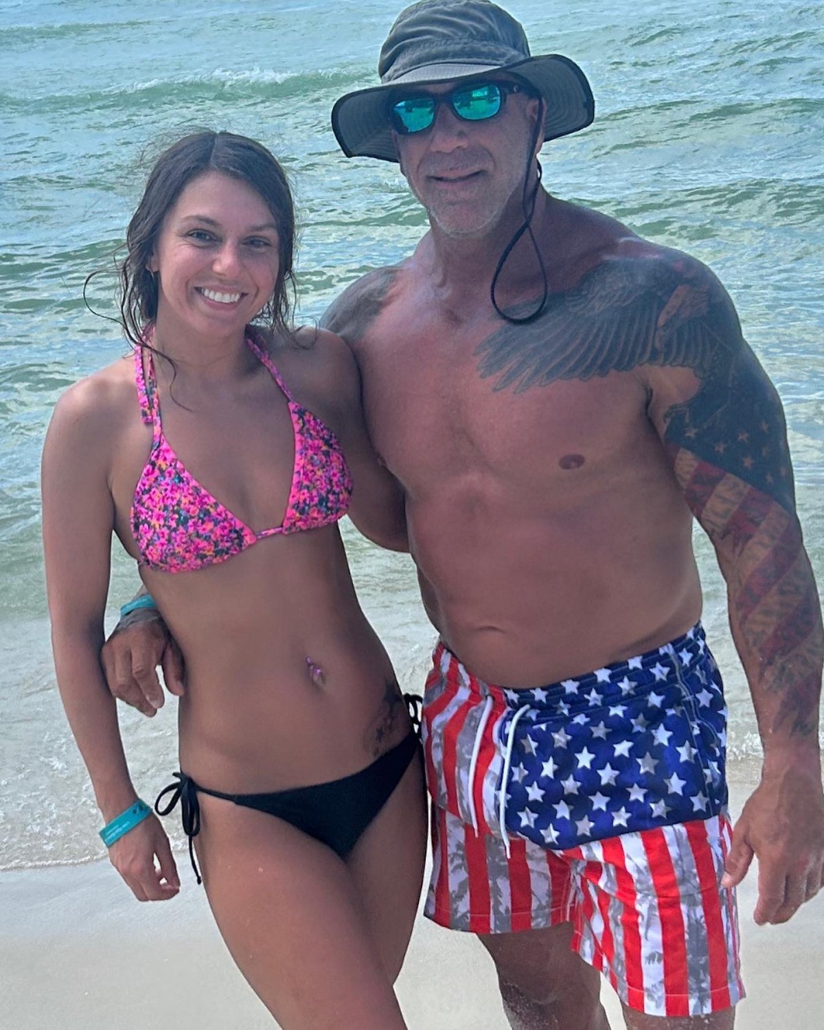 Loving couple #27 #9bY7T4dE