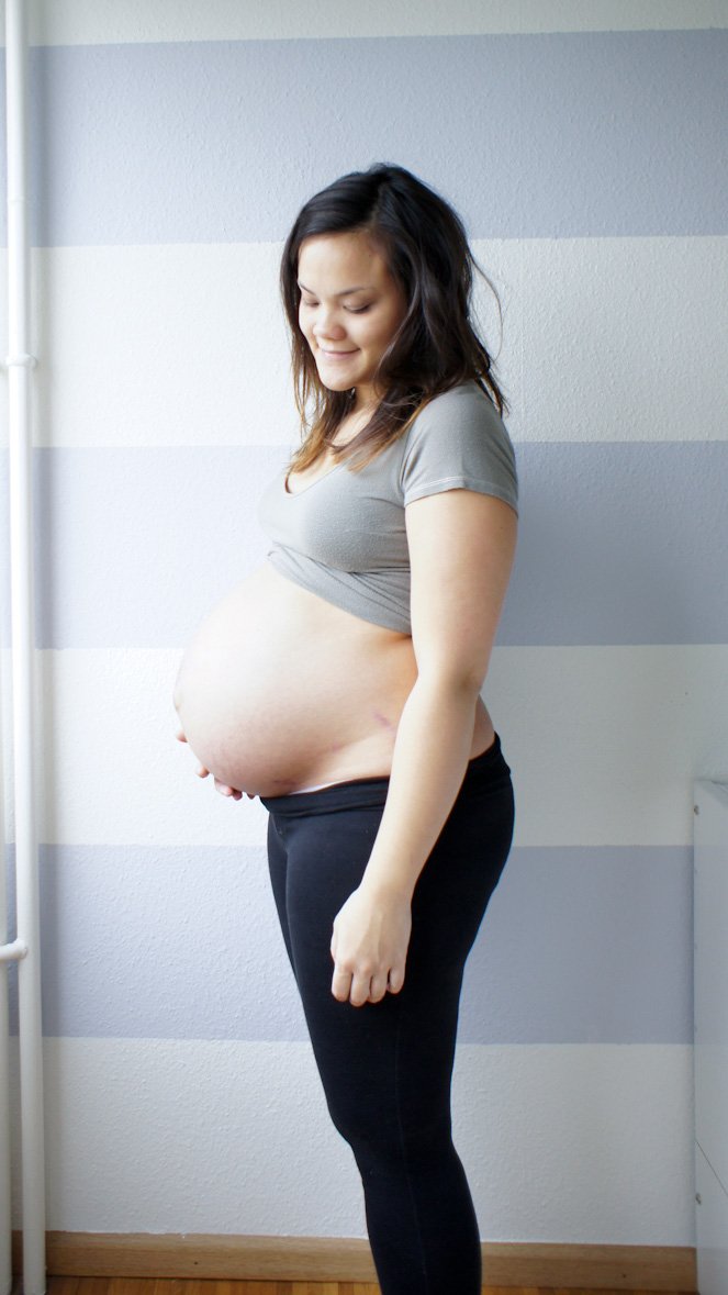 Teen Pregnant Selfie