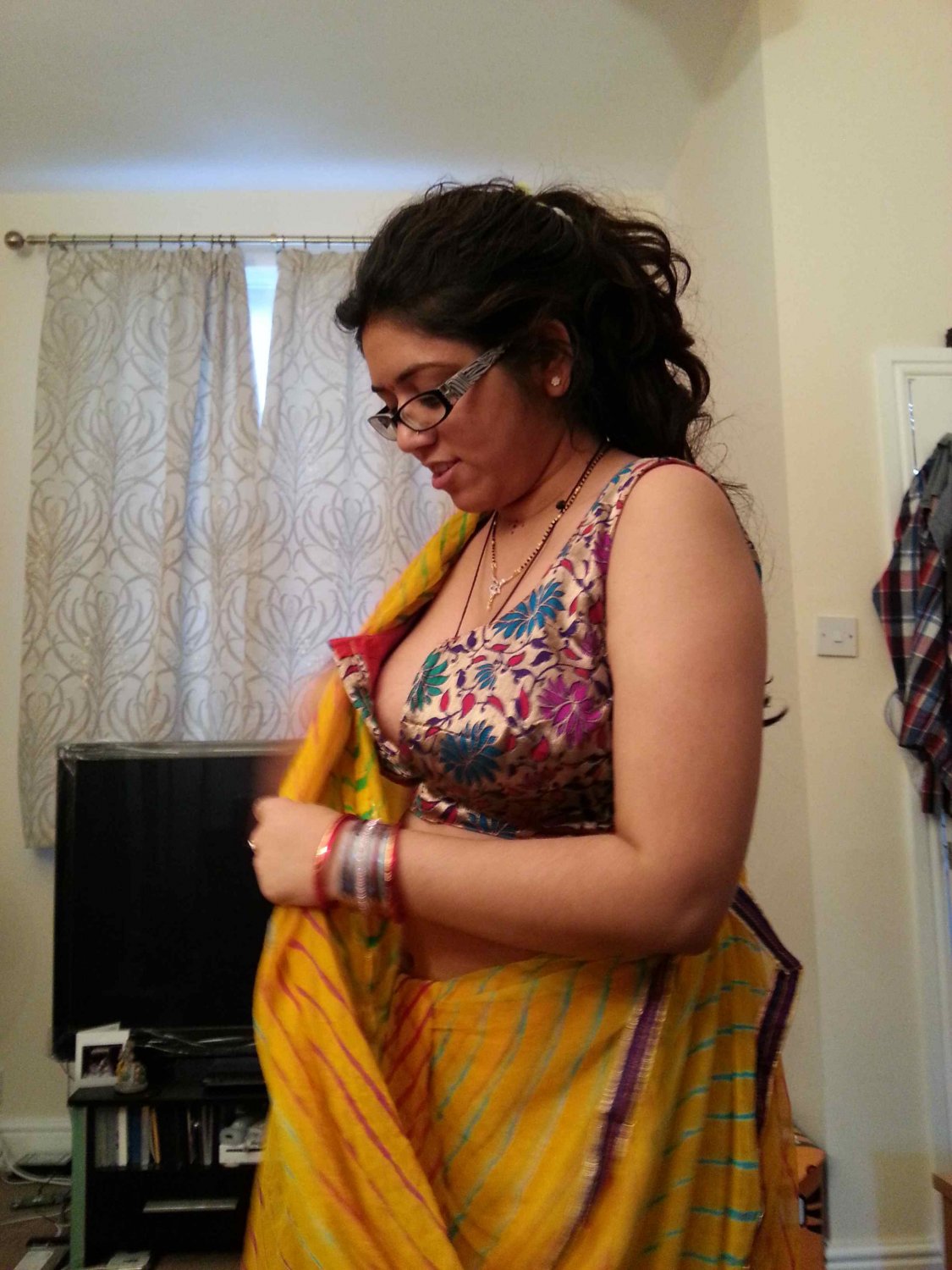 Hot indian wife